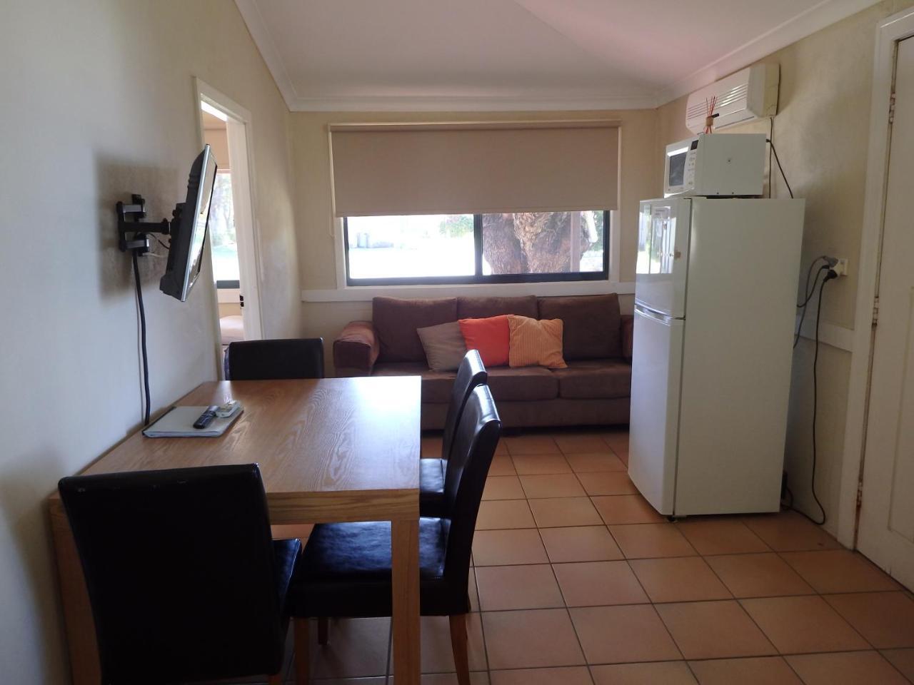 Lazy Lobster Holiday Units & Chalets Port Denison Εξωτερικό φωτογραφία