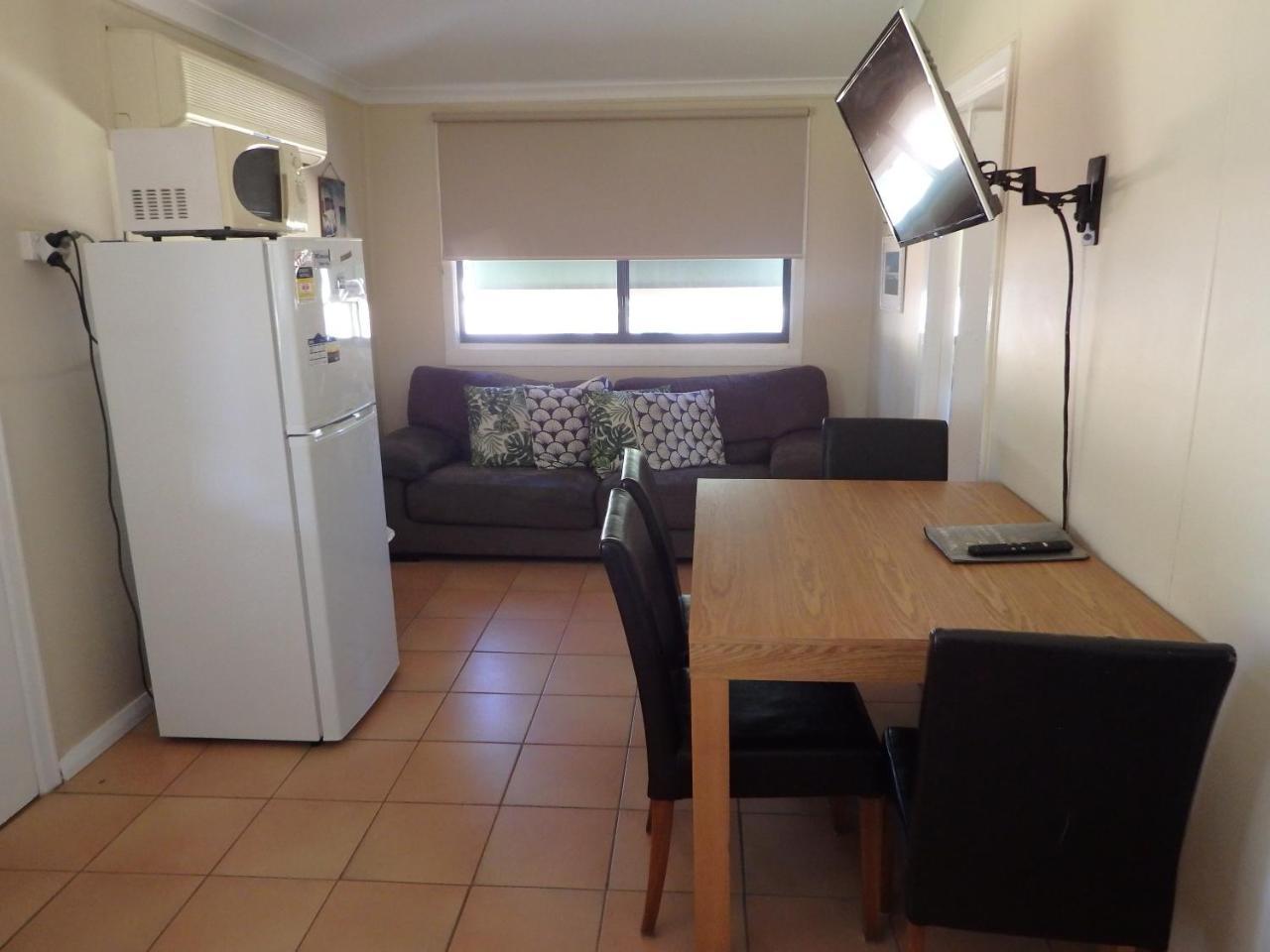 Lazy Lobster Holiday Units & Chalets Port Denison Εξωτερικό φωτογραφία